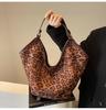 This Year, the Popular Leopard Print Large-capacity Bag Women's 2025 New Autumn Versatile Messenger Bag Commuter Shoulder, Bucket