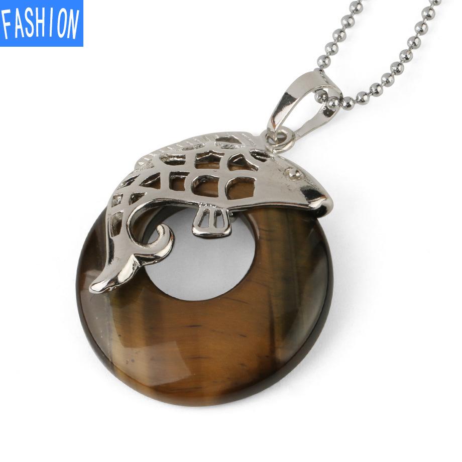 Творческий европейский и американский натуральный кристалл, ностальгическая безопасная пряжка с изображением кои, простое ожерелье с подвеской в ​​форме полой рыбы