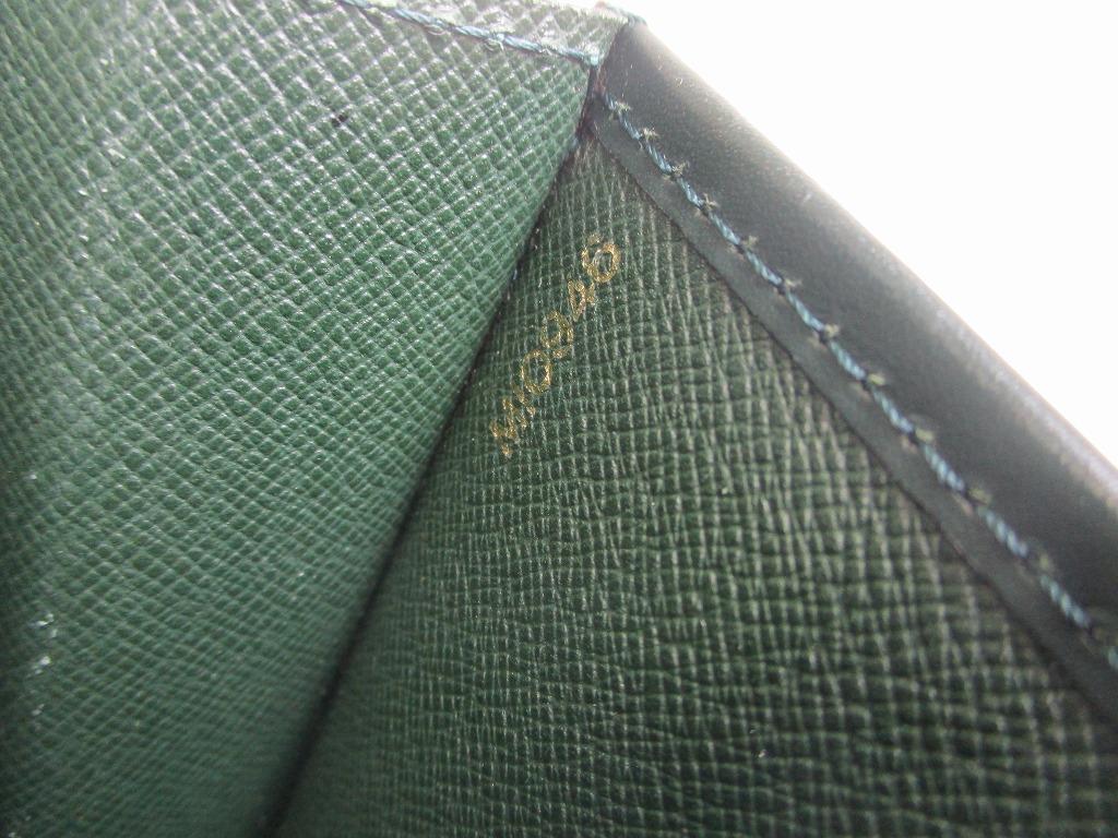 Authentic LOUIS VUITTON Taiga Episea Leather Clutch Bag Document Case A4 #a642 Seller refurbished