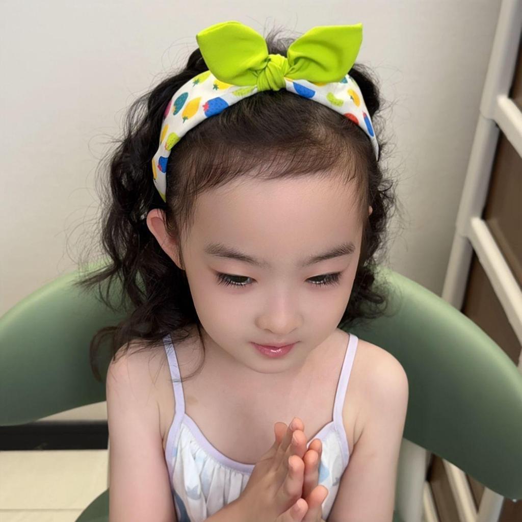 Милая повязка на голову с широкими полями и бантом в горошек для девочек, для милых непослушных волос