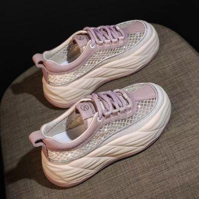 Сетчатые дышащие туфли для маленьких пап, женские летние новые толстые подошвы, увеличенные на 5 см, универсальные белые туфли, обувь для скейтбординга