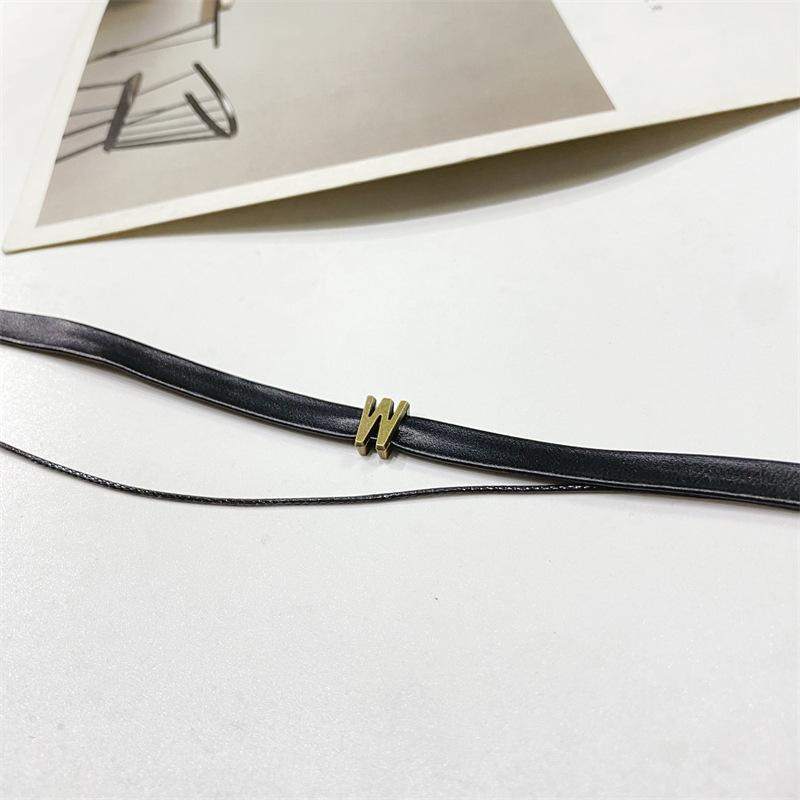 Черное кожаное ожерелье из веревки с короткой двухслойной цепочкой и воротником-секеткой, простая цепочка на ключицу, ювелирное изделие для женщин