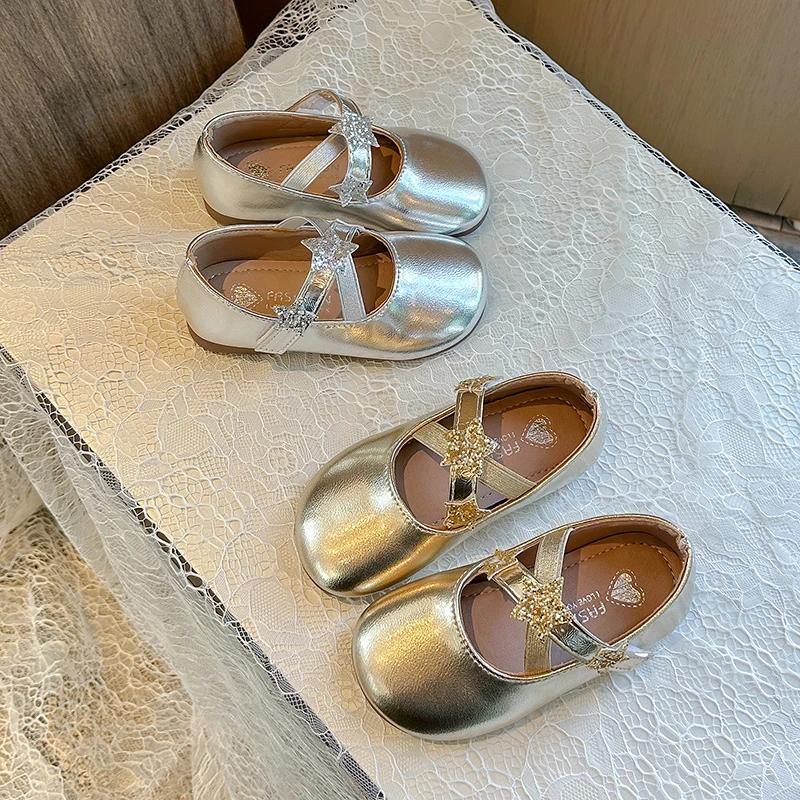 2024 Детские кожаные туфли для девочек, осень, новая мода, стиль принцессы, мягкая подошва, нескользящая, повседневная, танцевальная, вечерняя, шикарная обувь