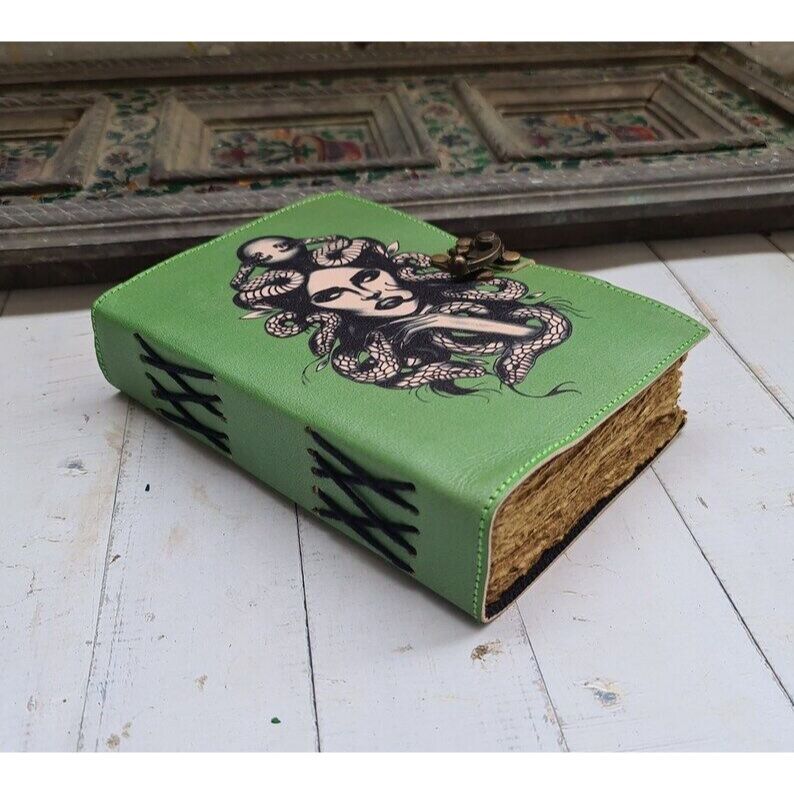 Комбинированное предложение, винтажная ручка с перьями для резьбы/кожаный журнал с принтом Медузы, журнал с тенями, кожаный альбом для рисования, гримуар