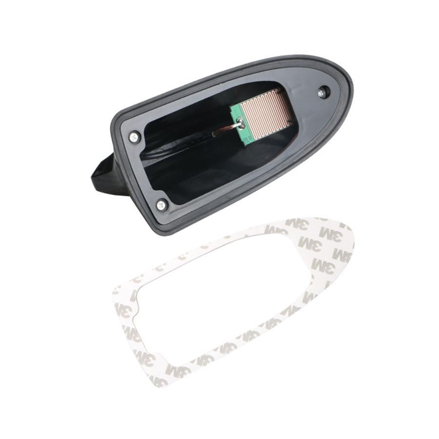 1x Универсальная антенна на крышу в виде акульего плавника под карбон, радио AM/FM сигнал