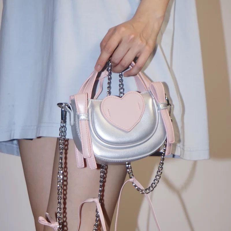 Silver Heart Chain Crossbody Designer Mini Bow Shoulder Bag Women Fashion Handbag Ladies Versatile Lipstick Purses Y2k Aesthetic