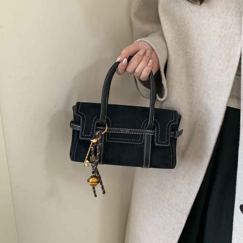 Ретро замшевая маленькая сумка женская 2025 новая модная универсальная сумка-мессенджер изысканная супер огонь портативная маленькая квадратная сумка