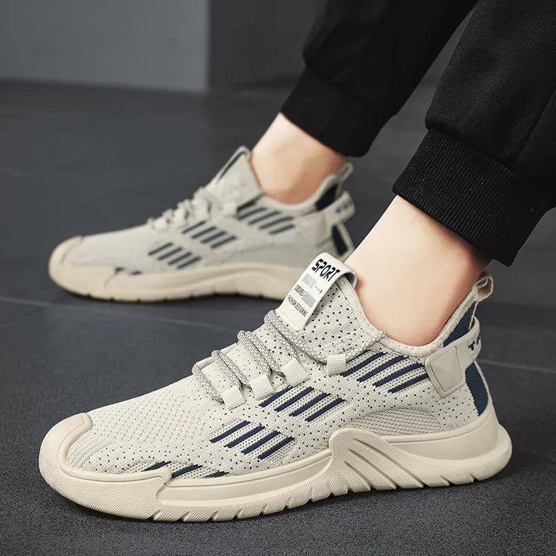 New Men's Fly-woven Mesh Breathable Casual Shoes Outdoor Casual Versatile Sports Shoes Student Running Shoes