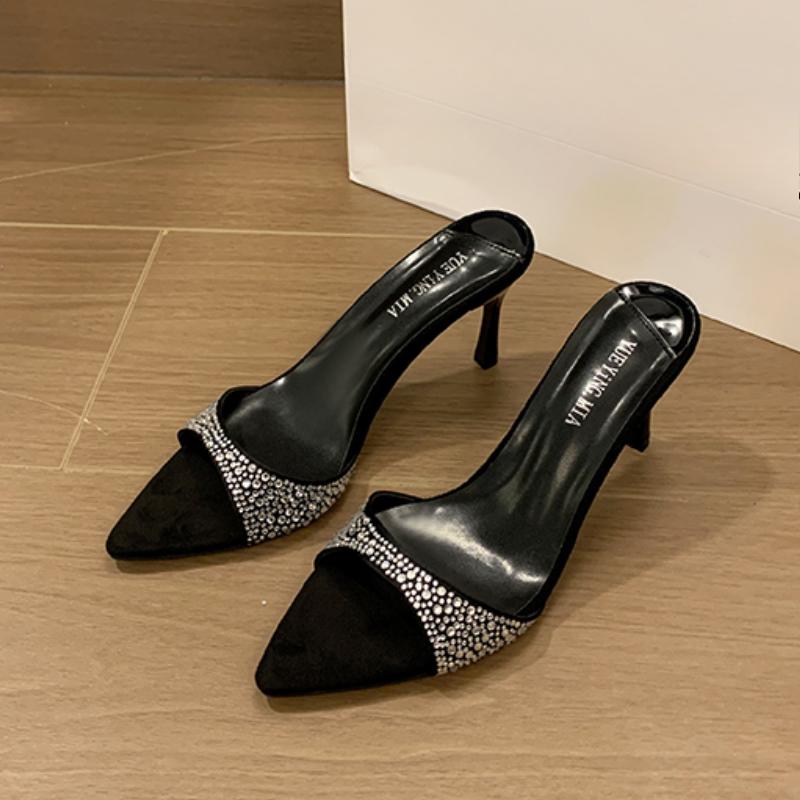 Мода 2025 Европейский и американский летний новый острый шпилька высокий каблук для женщин носить сексуальные крутые шлепанцы на улице