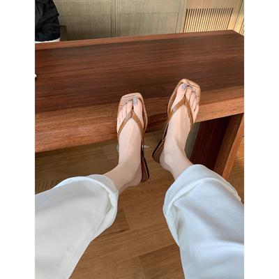 Женская обувь – Сандалии