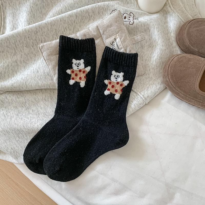 Dancing Bear Autumn and Winter Thickened Warm Wool Socks for Girls, Girls' School Wind Tube Socks