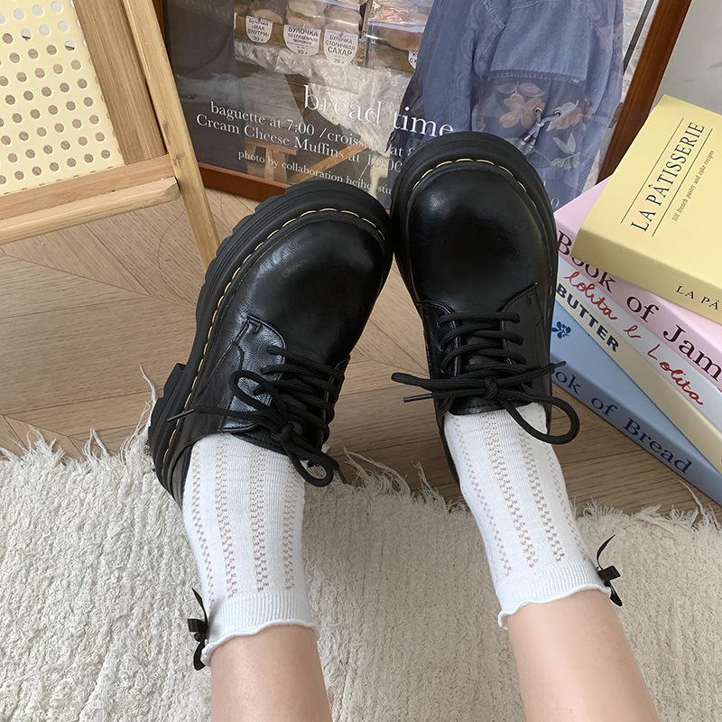 Японские черные туфли из кожи женские туфли 2025 года новые осенне-зимние ретро-платформы с утолщением универсальные туфли Мэри Джейн на шнуровке