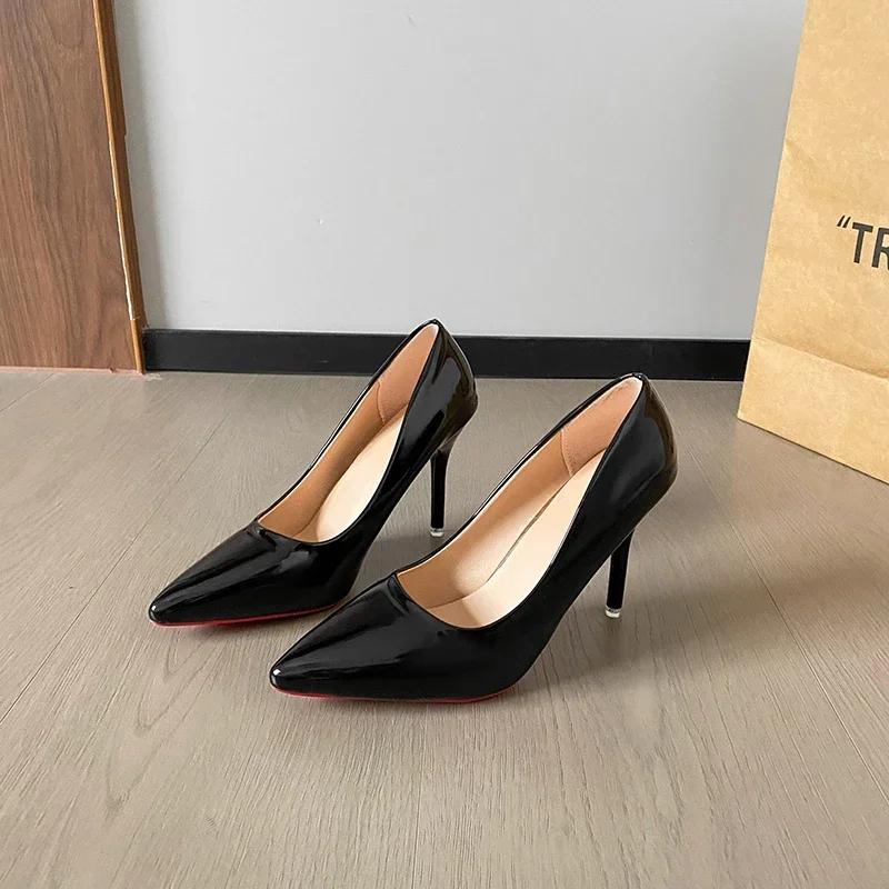Дизайнерские туфли весна-осень из лакированной кожи, женские туфли на каблуках, модные женские туфли-лодочки на шпильках, сексуальные женские туфли с красной подошвой, праздничные туфли