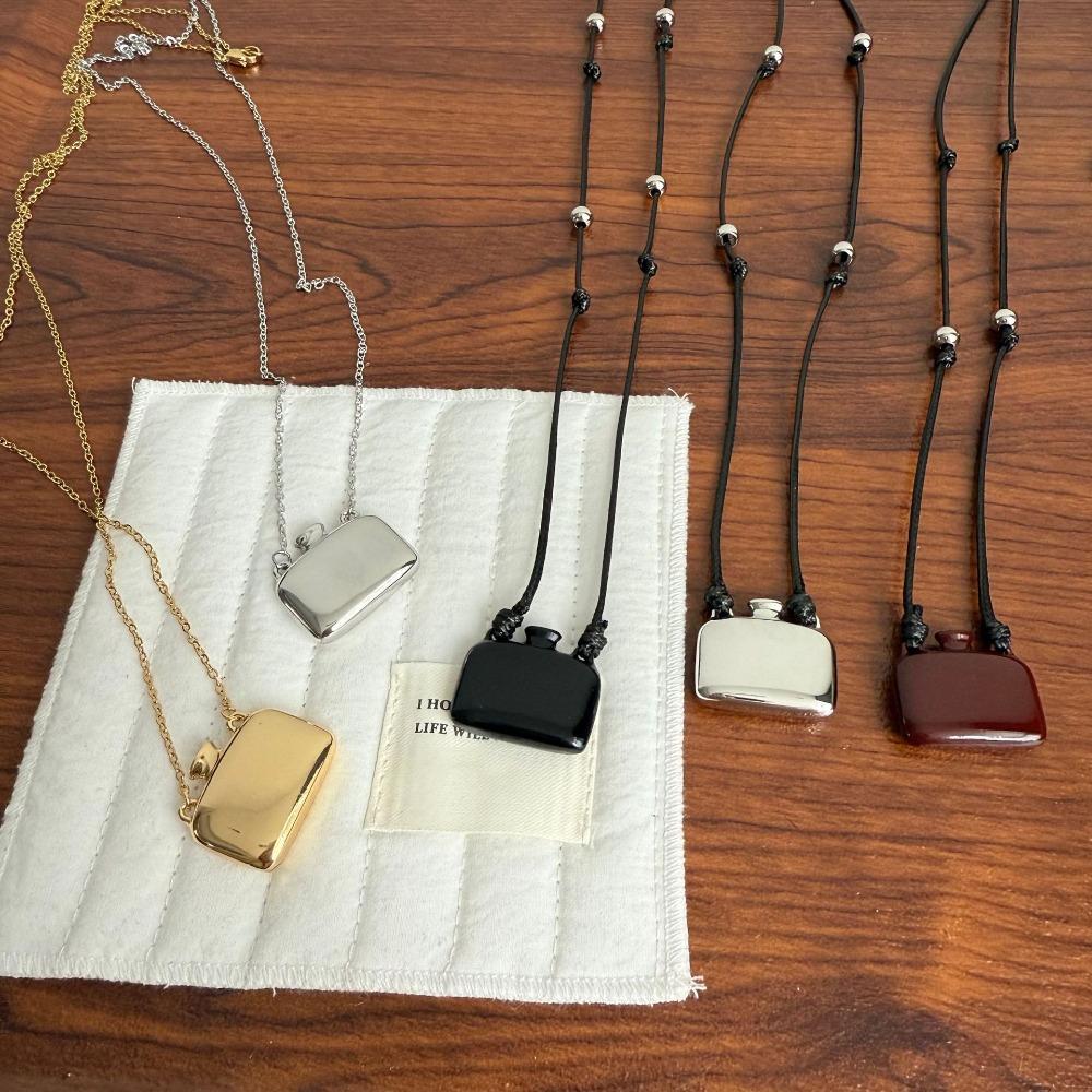 Temperament Long Sweater Chain Retro Bottle Pendant Necklace Portable Fashion Jewelry  Friends