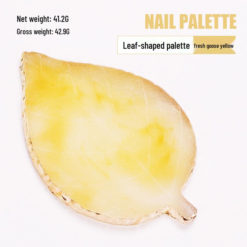 Серия палитр для демонстрации нейл-арта и наборов типсов