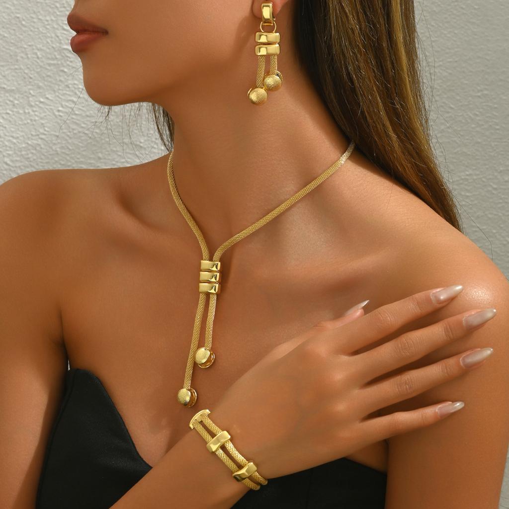 Fashion Jewelry Set Luxury Alloy Long Tassel Necklace Bracelet Earrings Rings Elegant Women Banquet Wedding Accessories