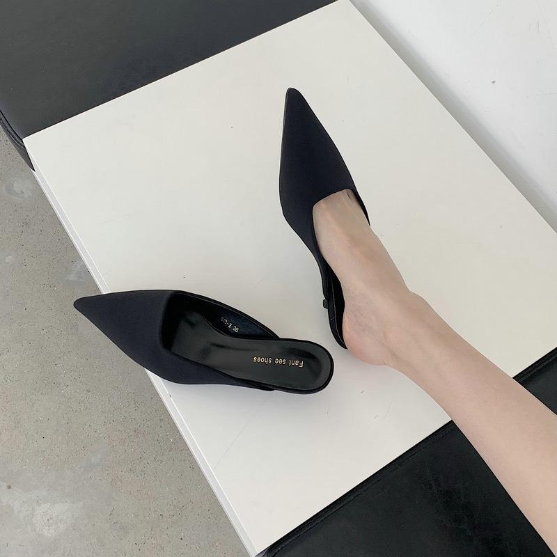 Spring Pointed Womens Mule Slippers Fashionable Candy Colored Womens Elegant Dress Sandals Square Low Heel Slippers