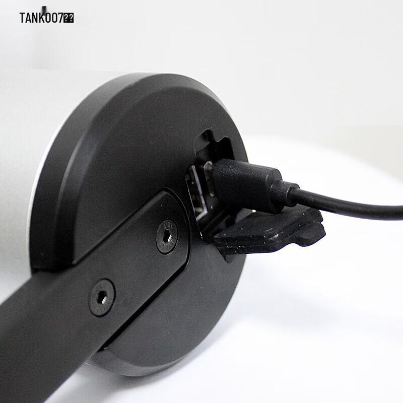 Ручной поисковый фонарь TANK007 TX52 V2.0 с USB-зарядкой