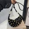 Женская сумка-подмышка из искусственной замши с заклепками Модная сумка-хобо на плечо с шипами Винтажная роскошная сумка через плечо Дорожная ретро сумка-пельмень
