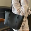 Retro Tote Bag Women's New Fashionable Simple Large-capacity Armpit Bag Casual Versatile Commuter Shoulder Bag