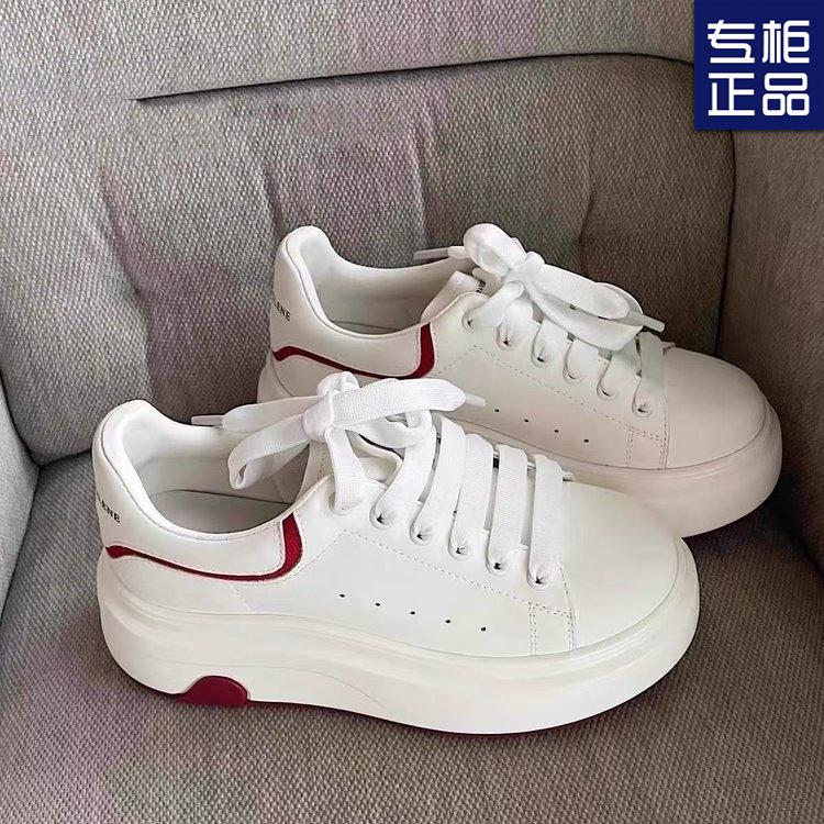 Трендовая анимационная история любовь маленькие белые туфли женские весна 2025 новые на толстой подошве универсальные спортивные и повседневные кеды женские