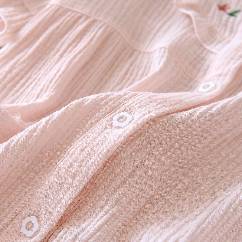 Spring and Summer 2025 New Women's Pajama Suit 100% Cotton Crepe Short-sleeved Capris Embroidered Round-neck Household Clothes