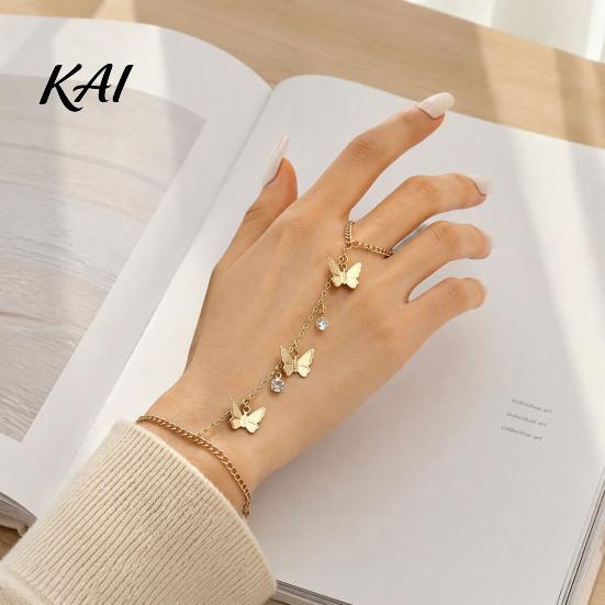 Sparkling Butterfly Hand Decoration Golden Chain Bracelet for Women, Metal Tassel with Ring Finger Ring, Harness Jewelry Dainty