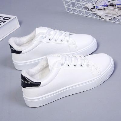 Флисовые хлопковые туфли женские белые туфли 2025 новые зимние студенческие корейская версия универсальные плоские повседневные туфли теплые кеды женские