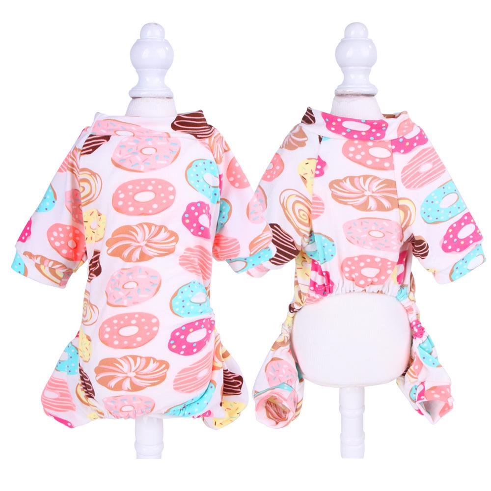 T предлагает широкий ассортимент мягкой и плотной осенней и зимней одежды для собак мелких и средних размеров.