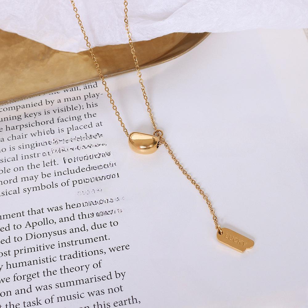 Marka French Wind Necklace Titanium Steel Plated 18K Gold Small Golden Bean Fringed Lucky Long Pendant Jewelry Women