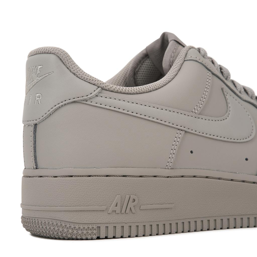 Nike Кроссовки унисекс Air Force 1 07 College Grey IH1698-001