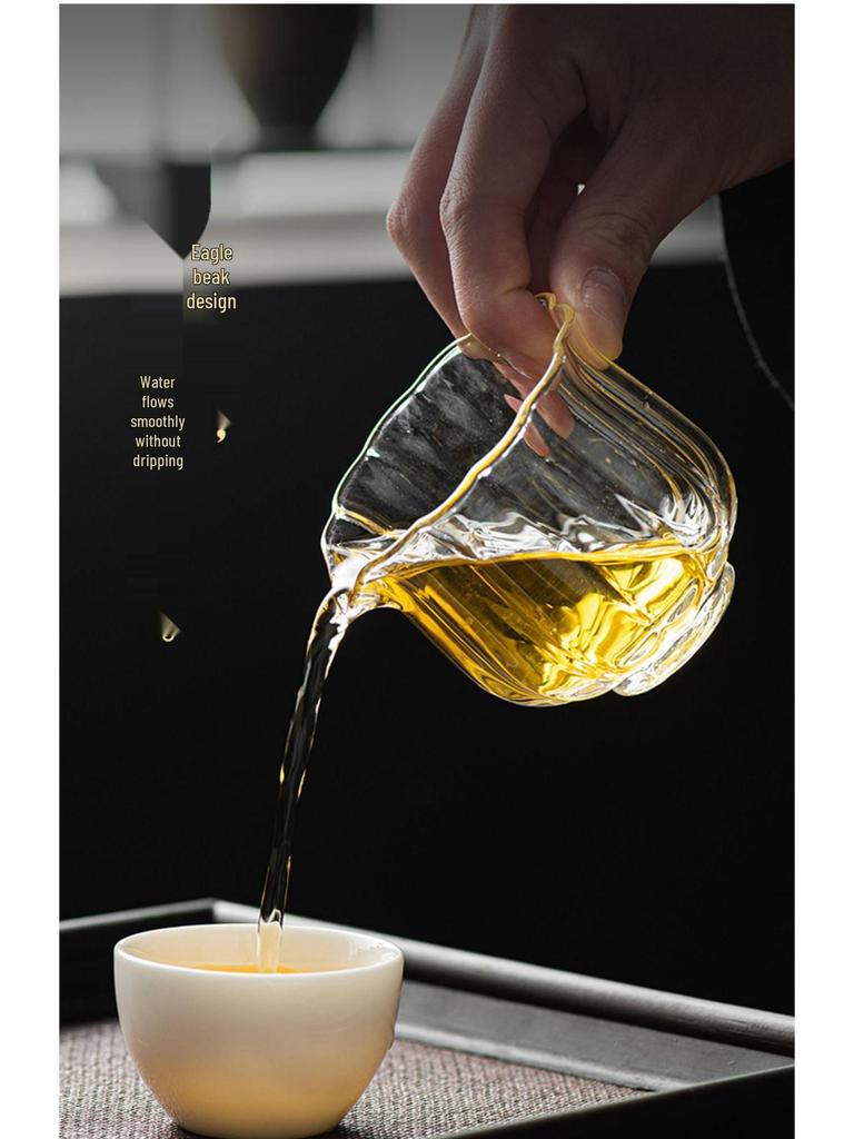 Small Transparent Heat-Resistant Glass Zen Lotus Gong Dao Bei Tea Cup Separator
