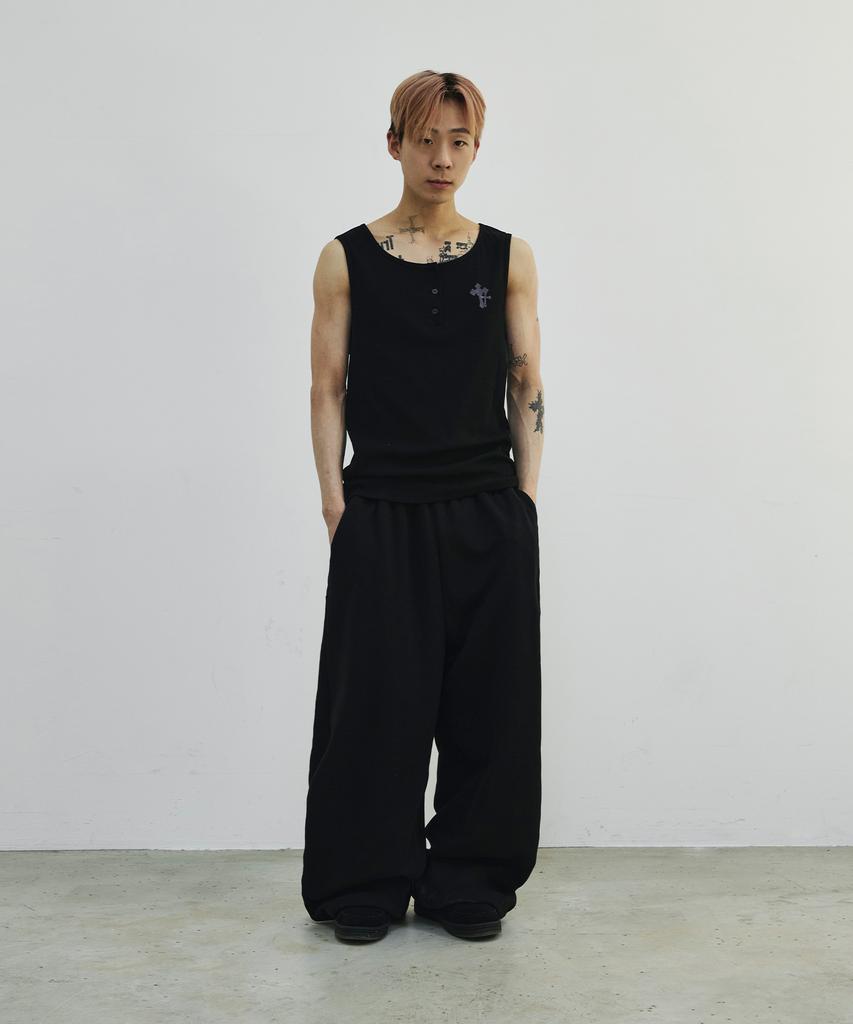 SCALLYWAG Summer Mega Wide Eyelet Training Pants [Black]