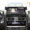 For Nissan Patrol Armada 2021-2024 Car Phone Holder Screen Fixed Clip Wireless Charger Custom-fit Phone Screen Base Accessories