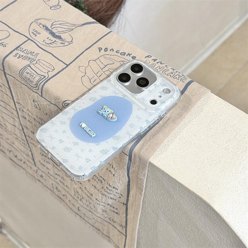 Свежий синий цветочный 3D-чехол с цветами и мишкой для iPhone 17, 16 Pro Max, 15, 14.