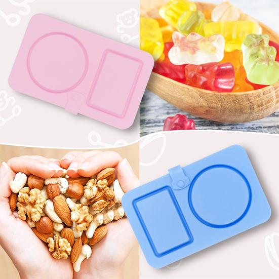 2/4Pcs Double Compartment Dressing Containers with Lid Foldable Silicone Sauce Box Reusable Snack Containers Stackable Condiment Box for Travel