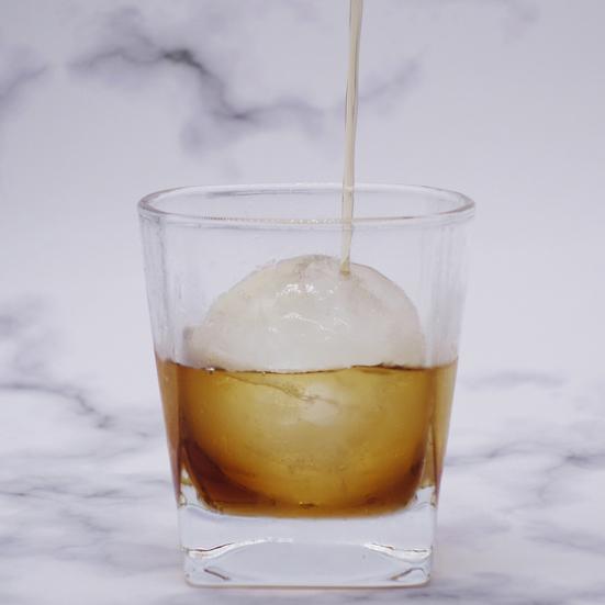 Round Ice Ball Mold 6cm Shape Bourbon Non-stiky Leakproof Cocktails Ball Whiskey Brandy Party