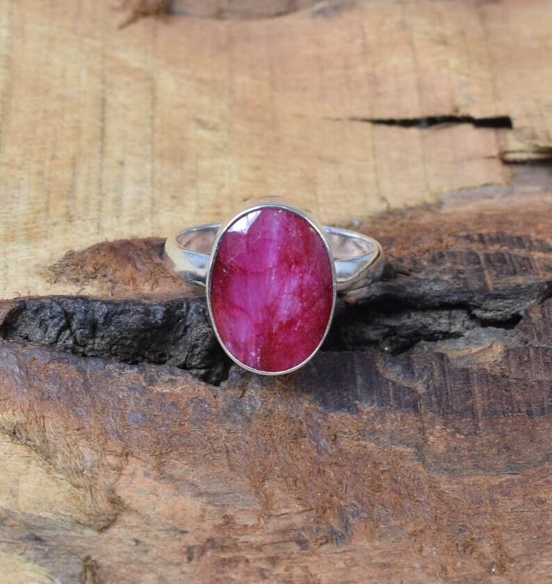 Кольцо ручной работы с рубиновым драгоценным камнем, ювелирные изделия Boho из стерлингового серебра 925 пробы, эффектное кольцо, подарок на день рождения, сплошное кольцо