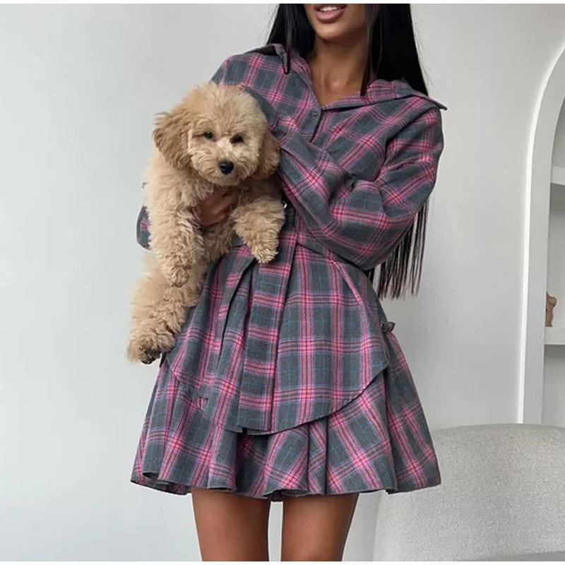 Свободная клетчатая рубашка с длинным рукавом и полуюбка, универсальный женский комплект с отложным воротником и широким поясом, весна 2025 г.