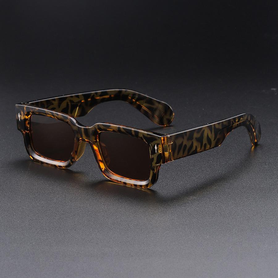 New Retro Men Black Square Sunglasses For Women Vintage Luxury Rivet Designer Sun Glasses Fashion Shades Uv400 Eyeglasses