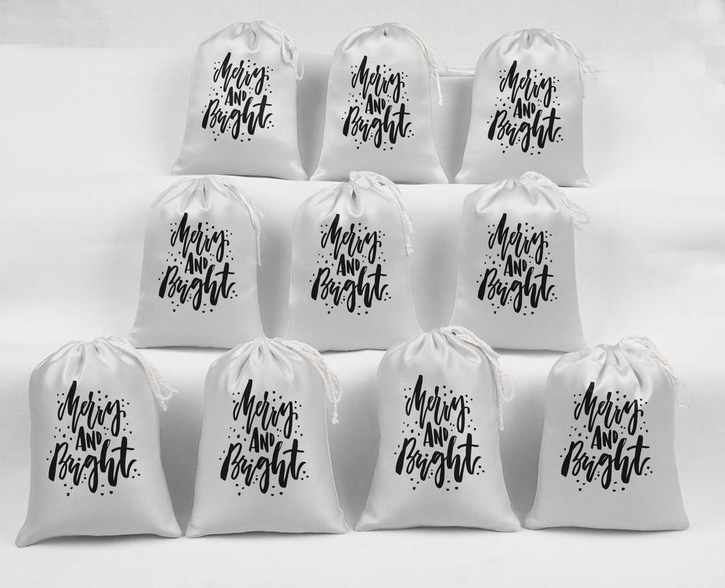Darling Souvenir White Merry & Bright Christmas Party Supplies Favor Bags Drawstring Pouchs 15