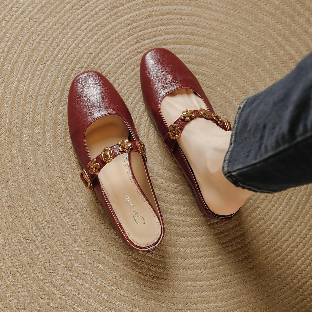 Французский квадратный носок со шлепанцами Мюли женские лето 2025 новинка ретро темперамент внутренняя высота увеличение внешняя носка сумка голова сандалии