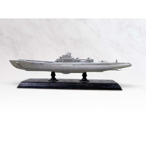 Aoshima Bunka Kyozai's Arpeggio of Blue Steel -Ars Nova- No.1 Submarine I-401 1/700 Scale Plastic Model