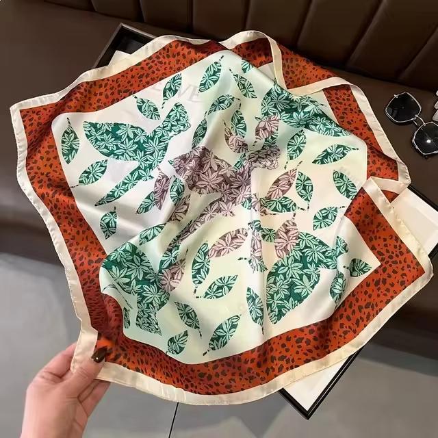Fashion Leopard Print Square Scarf Women'S Satin Scarves Casual Decoration Small Shawl Luxury Headband Bandana