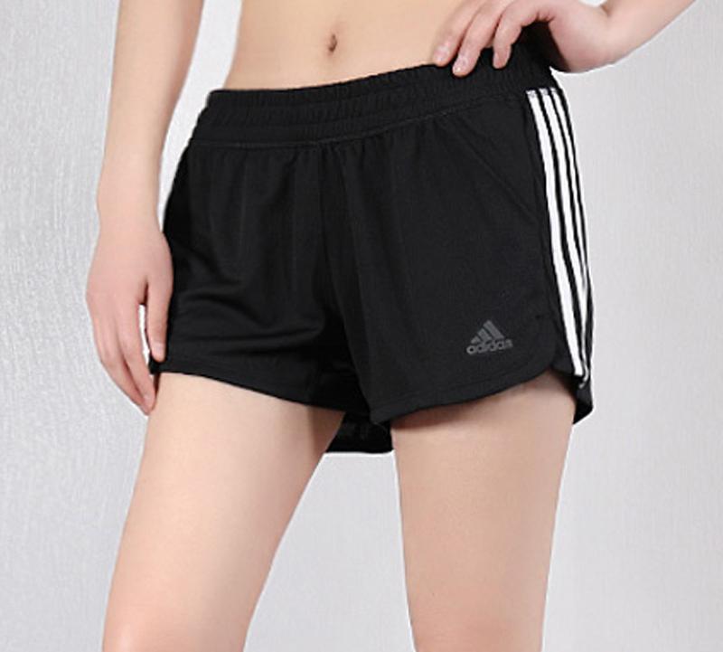 adidas Повседневные шорты женские черные DU3502