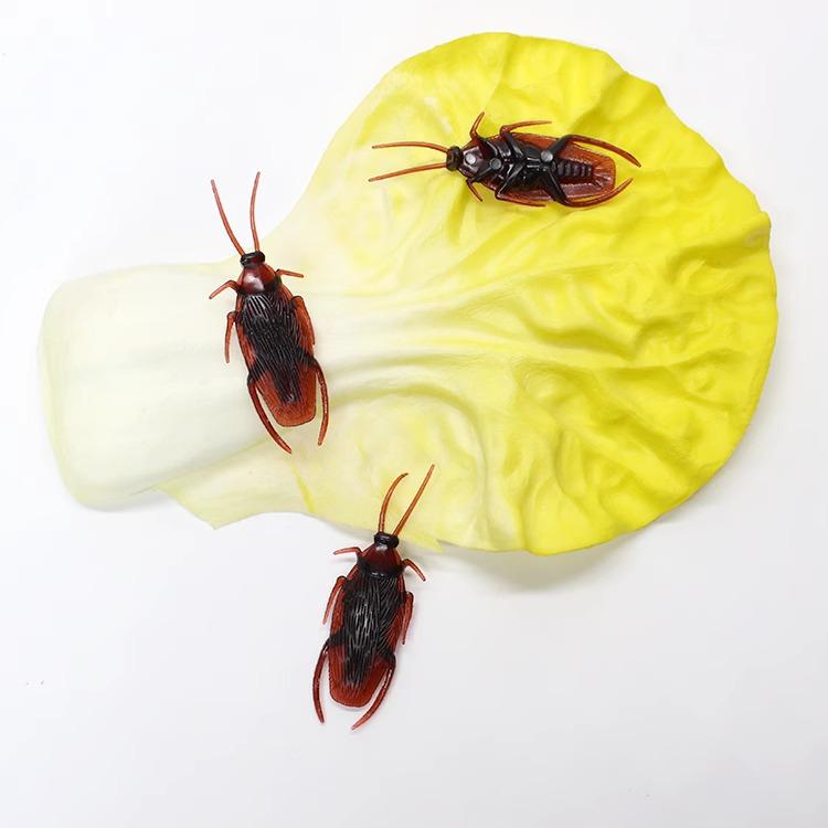 Реалистичные игрушки-розыгрыши в виде насекомых: Таракан, Многоножка, Геккон, Скорпион
