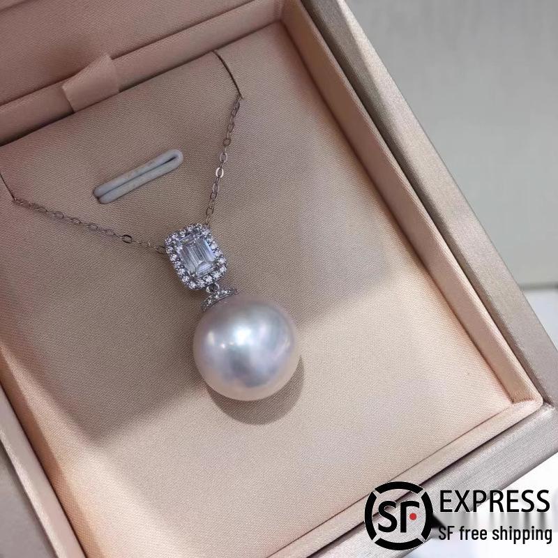 Классическое ожерелье из пресноводного жемчуга Чжуцзи с большим квадратным кулоном