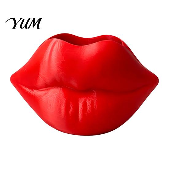 Cute Makeup Pencil Cup Lip Shaped Storage Holder, 3D Printed Red Sculpture Vase, Artistic Stylish Fashion Store Display Desktop Organizer for Brushes