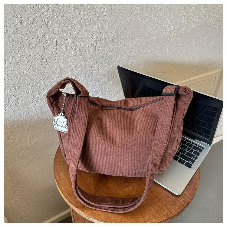 Высококачественная текстура классическая однотонная сумка через плечо для женщин Ins Niche модная маленькая квадратная сумка сумка через плечо