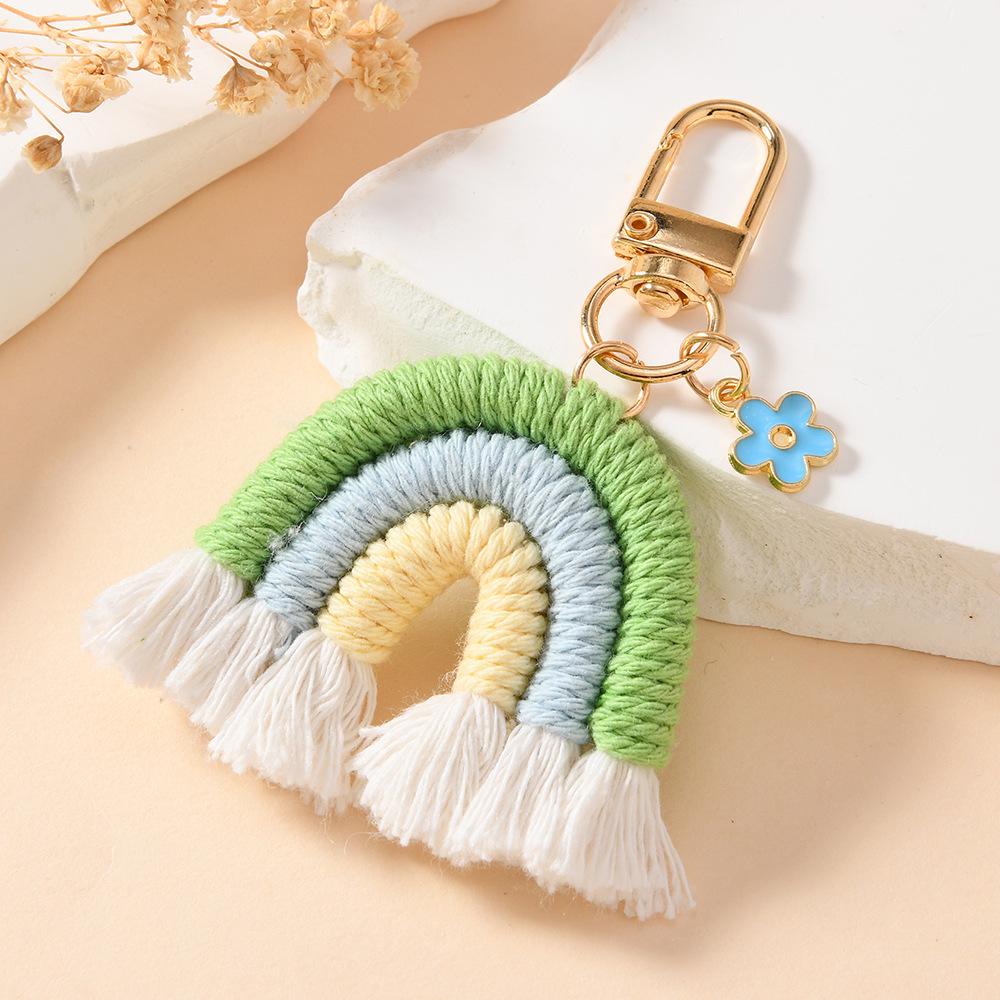 Радужный брелок-подвеска ручной работы